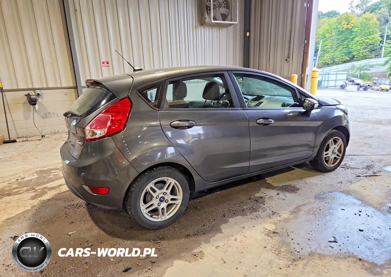 2018 Ford Fiesta Se VIN:3FADP4EJ4JM123438 - 3