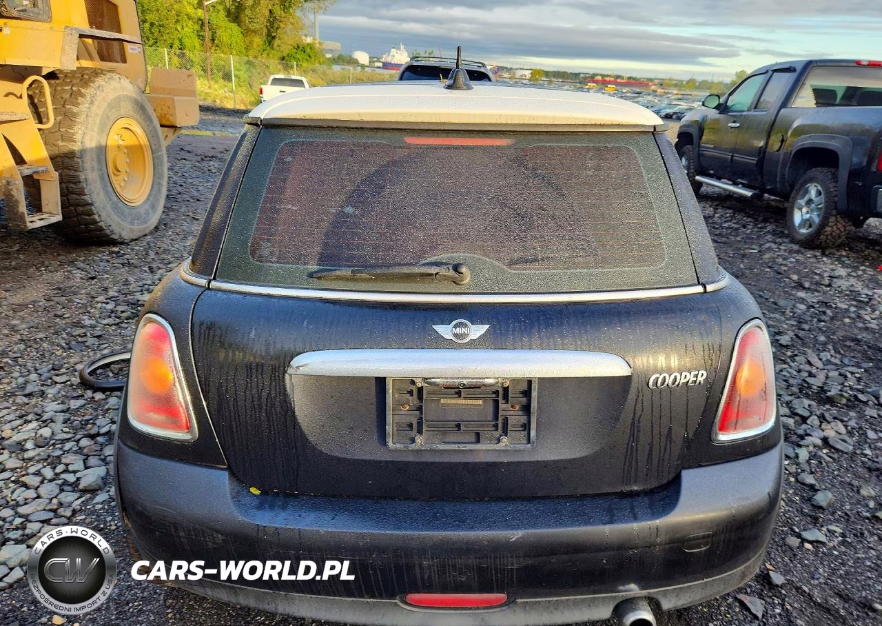 2008 Mini Cooper VIN:WMWMF33558TT62860 - 6