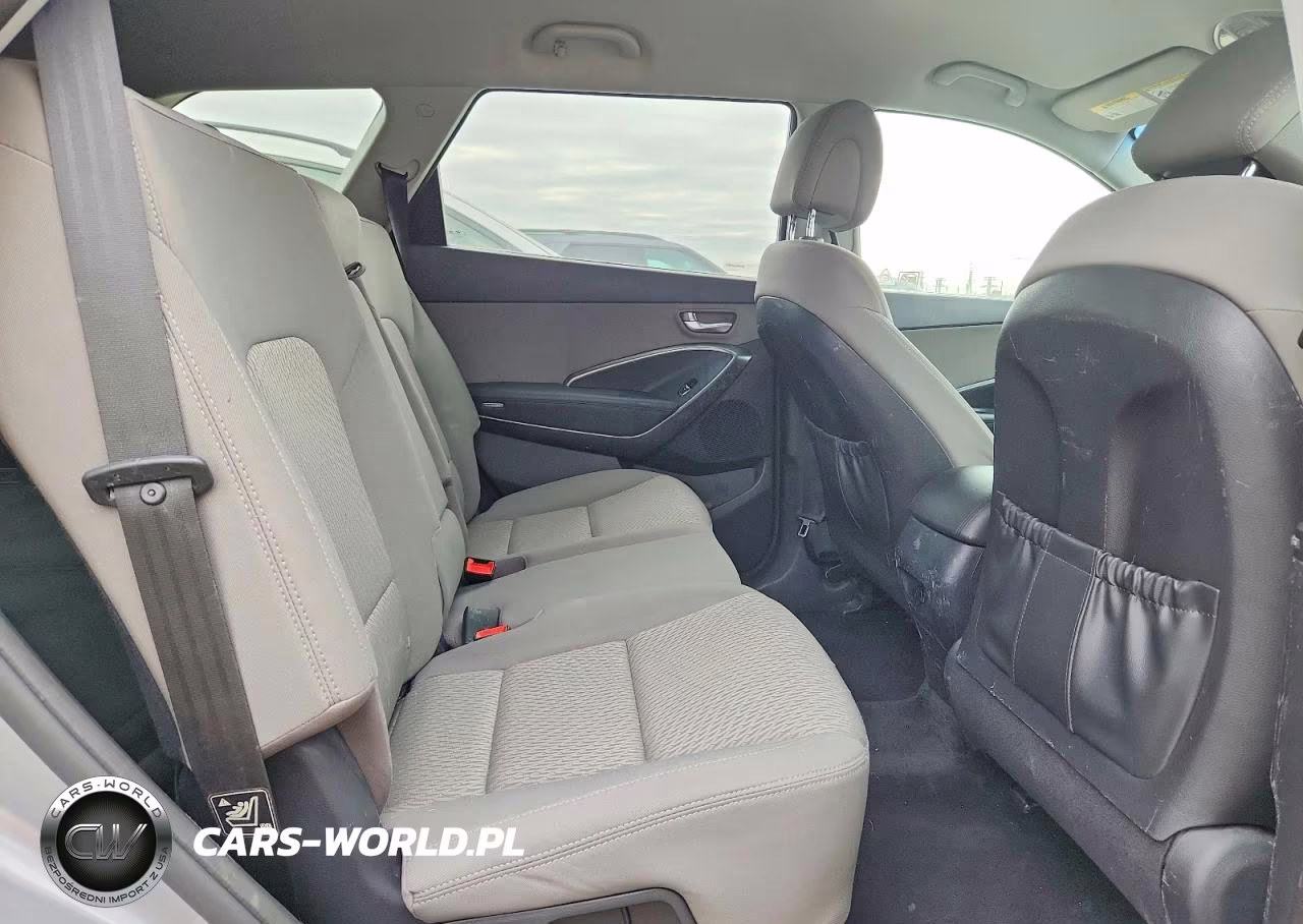 2018 Hyundai Santa Fe Se VIN:KM8SMDHFXJU294932 - 10