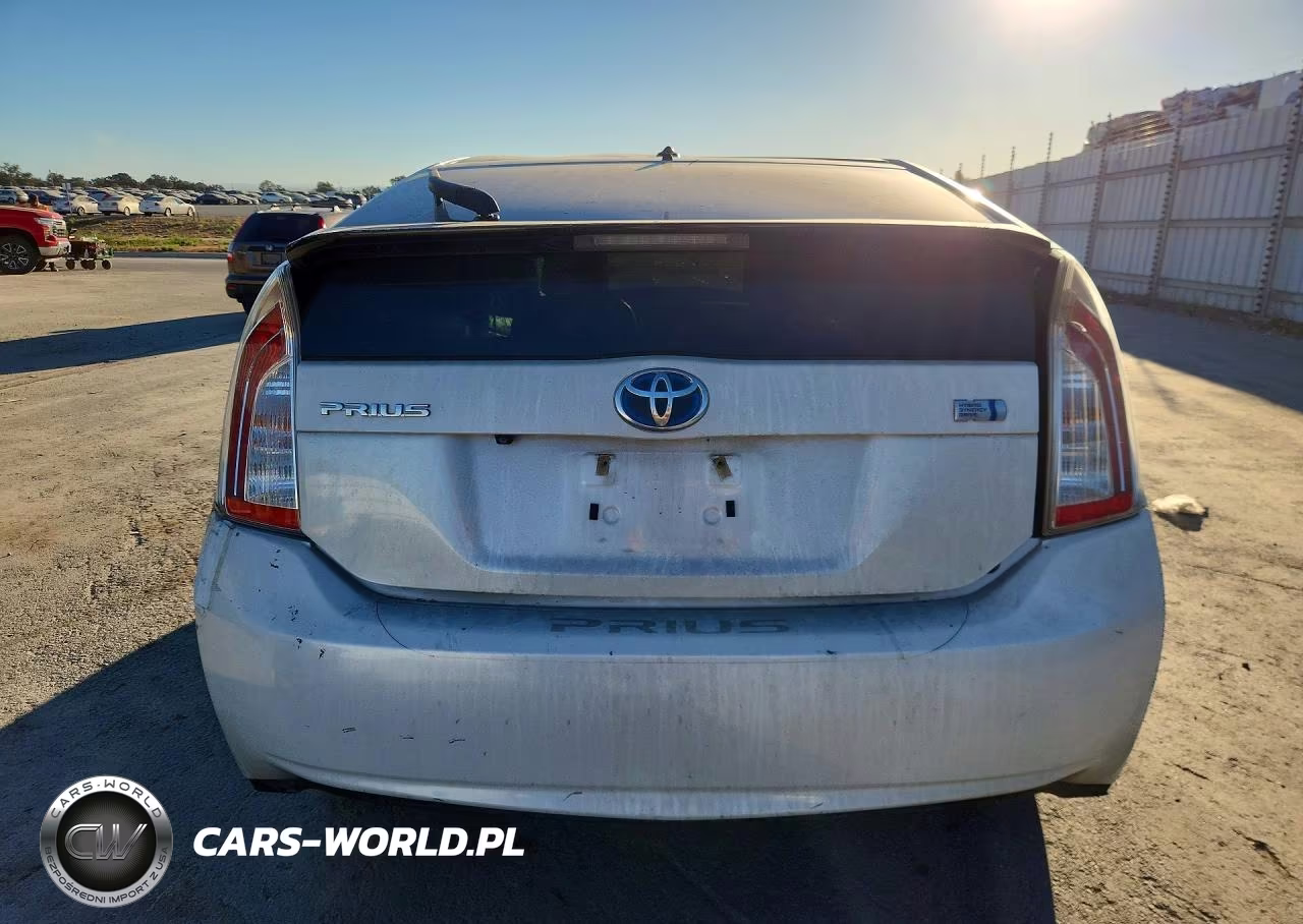 2015 Toyota Prius Three VIN:JTDKN3DU1F0420173 - 6