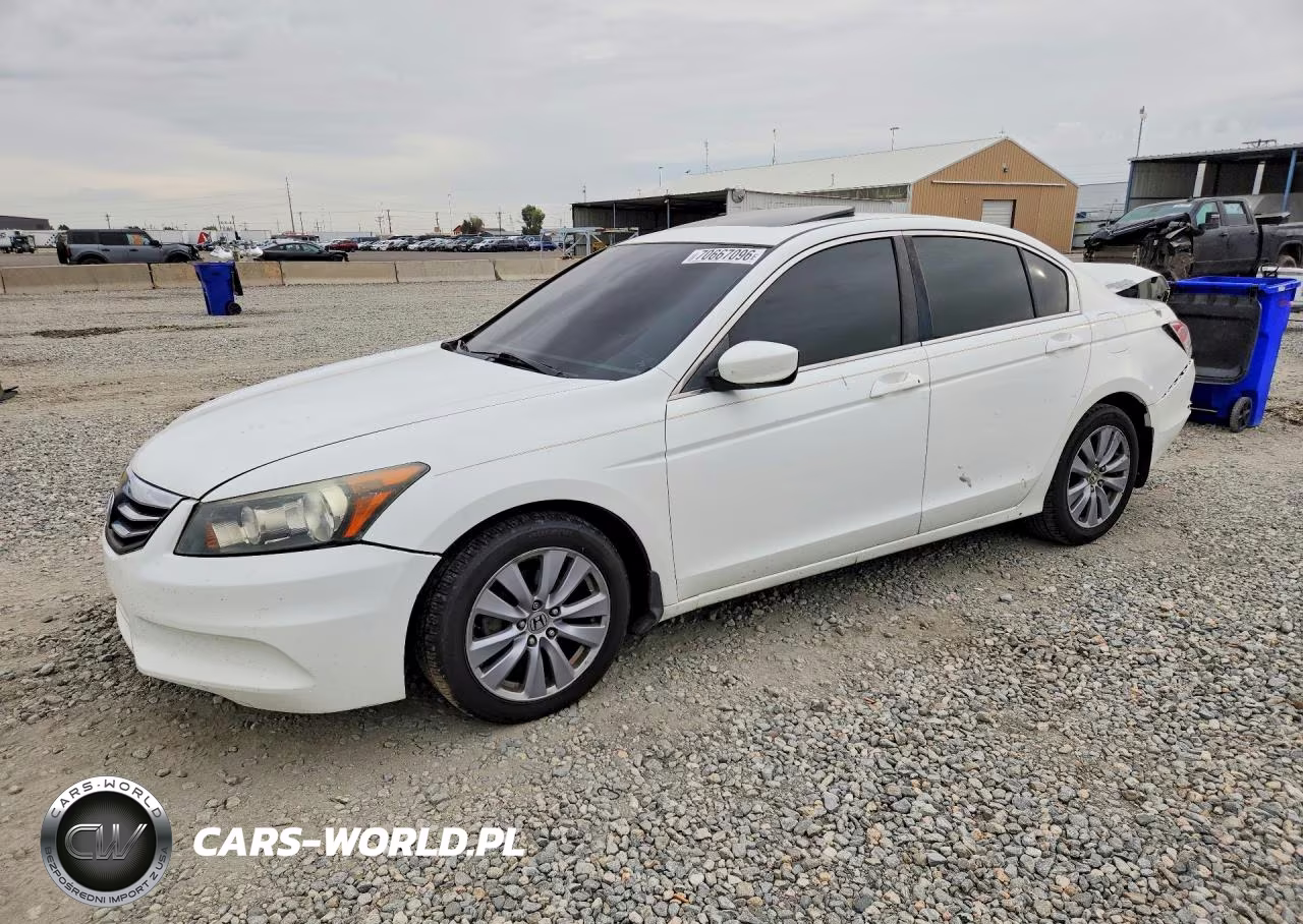 2011 Honda Accord Exl VIN:1HGCP2F86BA050790 - 1