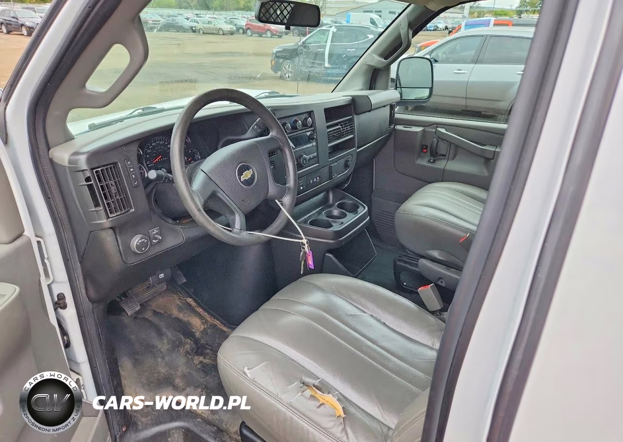 2019 Chevrolet Express G3500 VIN:1GCZGGFP8K1174069 - 8