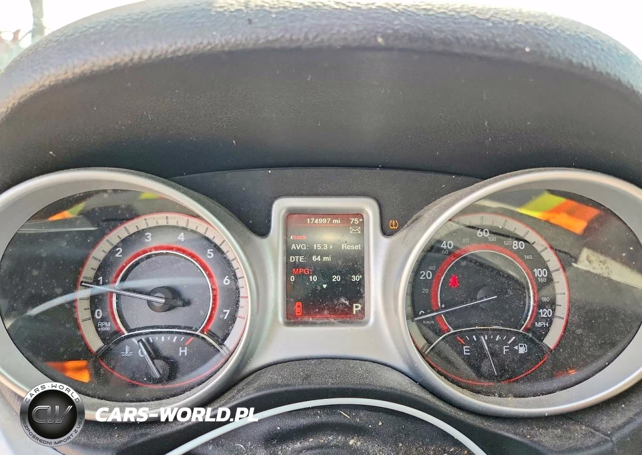 2018 Dodge Journey Se VIN:3C4PDCAB3JT310975 - 9