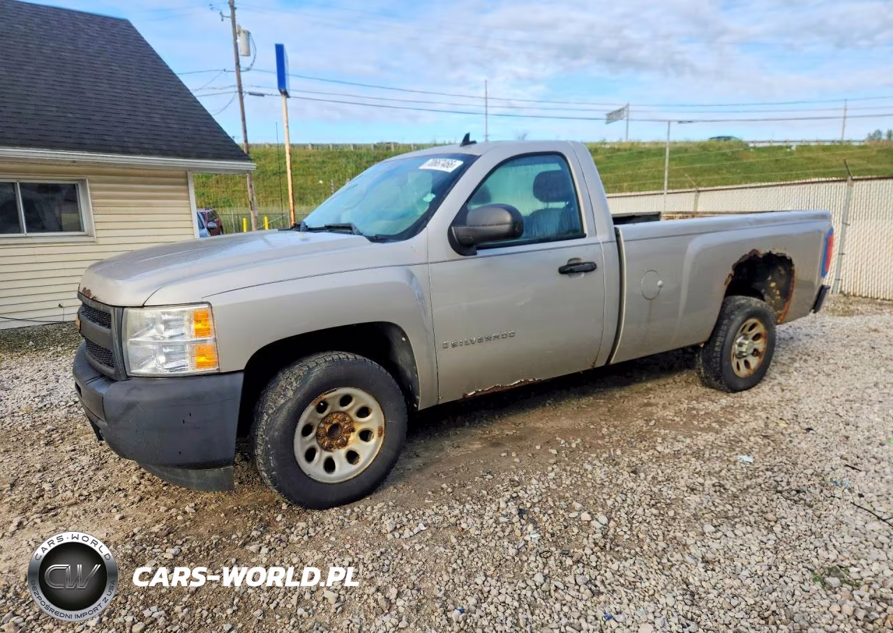 2009 Chevrolet Silverado C1500 – zdjęcie 1 z 12