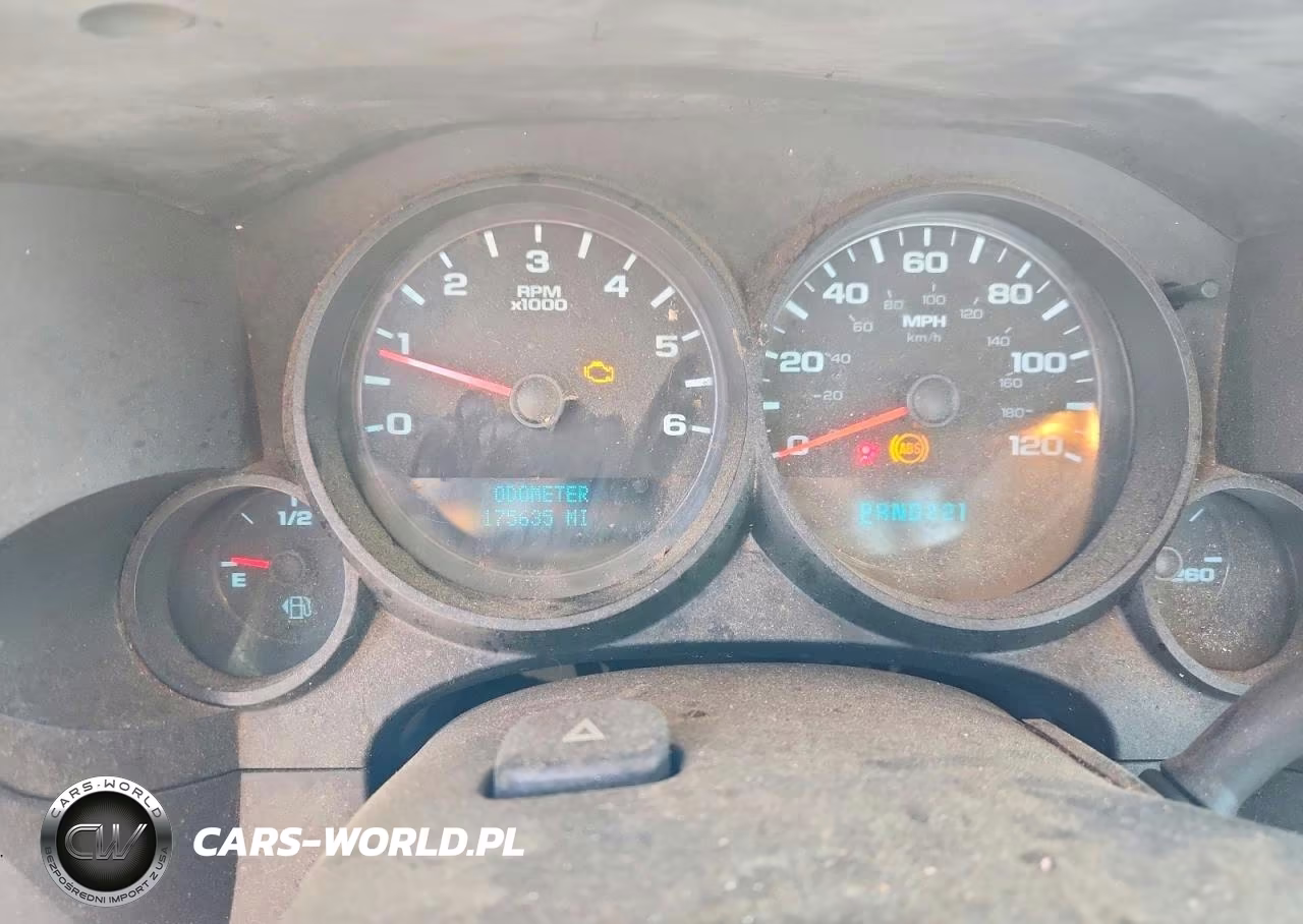 2009 Chevrolet Silverado C1500 VIN:1GCEC14XX9Z238523 - 9