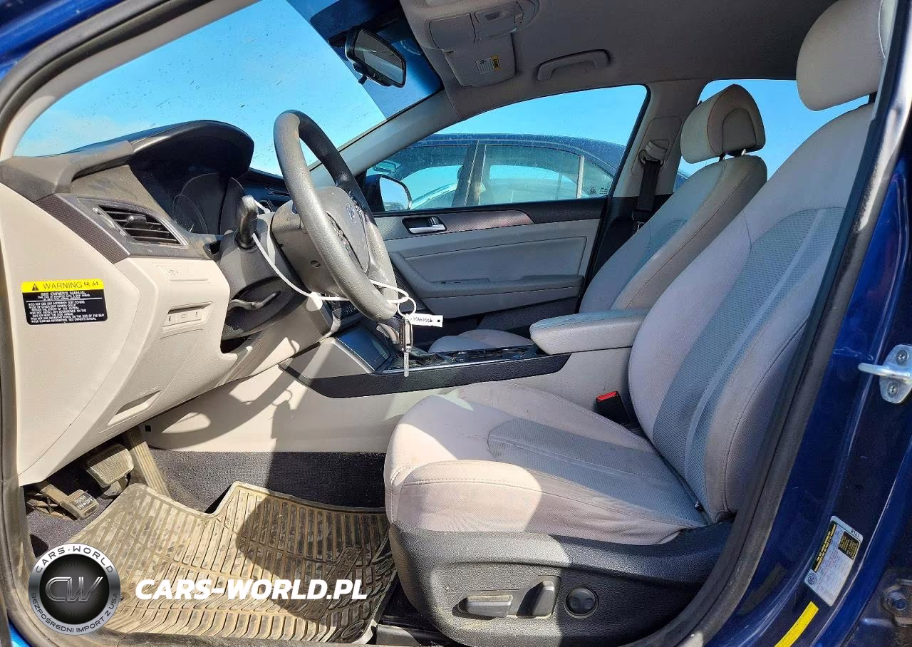 2016 Hyundai Sonata Sport VIN:5NPE34AF0GH315594 - 7