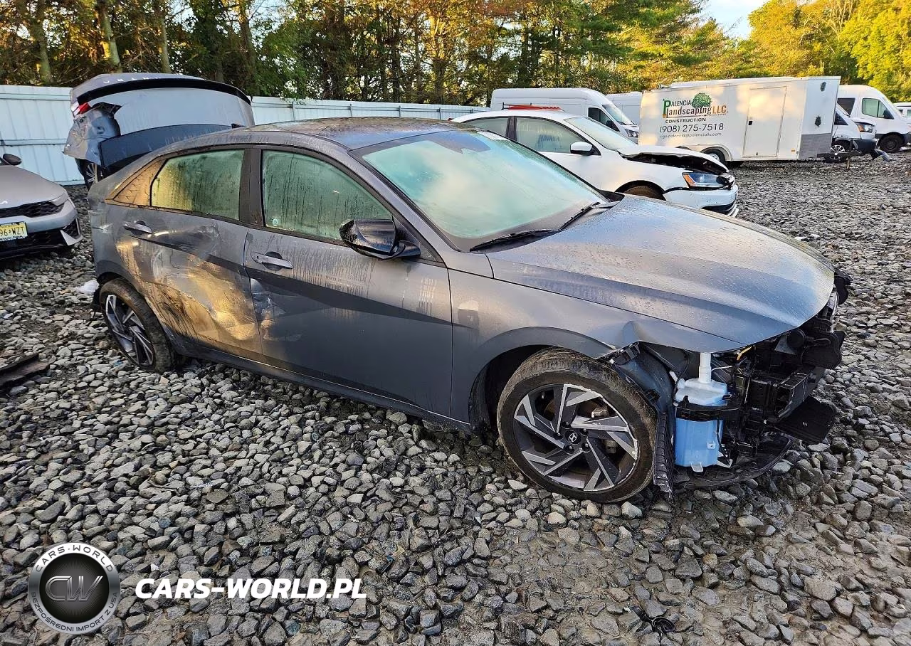 2025 Hyundai Elantra Sel Sport VIN:KMHLM4DG0SU928611 - 4