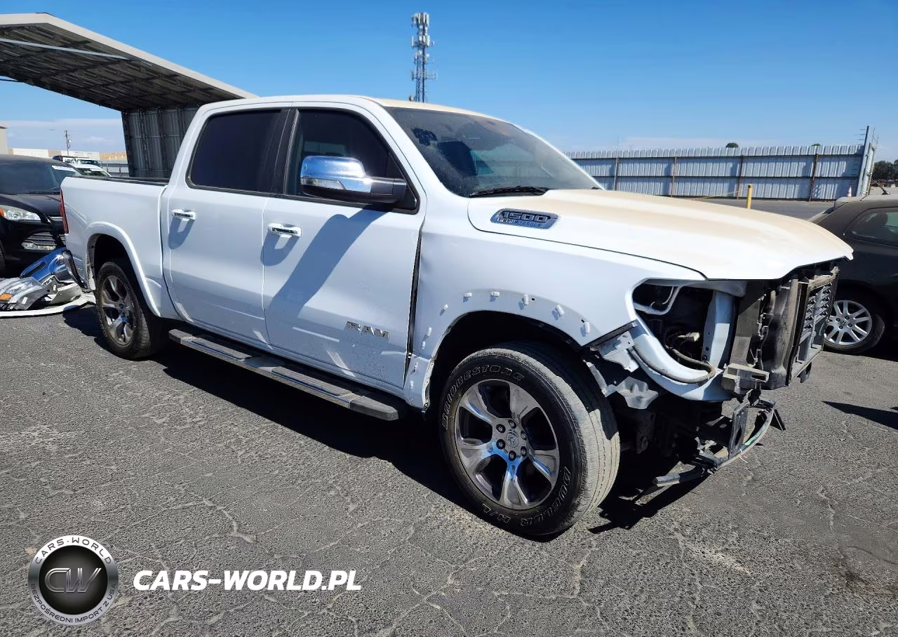 2021 Ram 1500 Laramie VIN:1C6SRFJT9MN792997 - 4