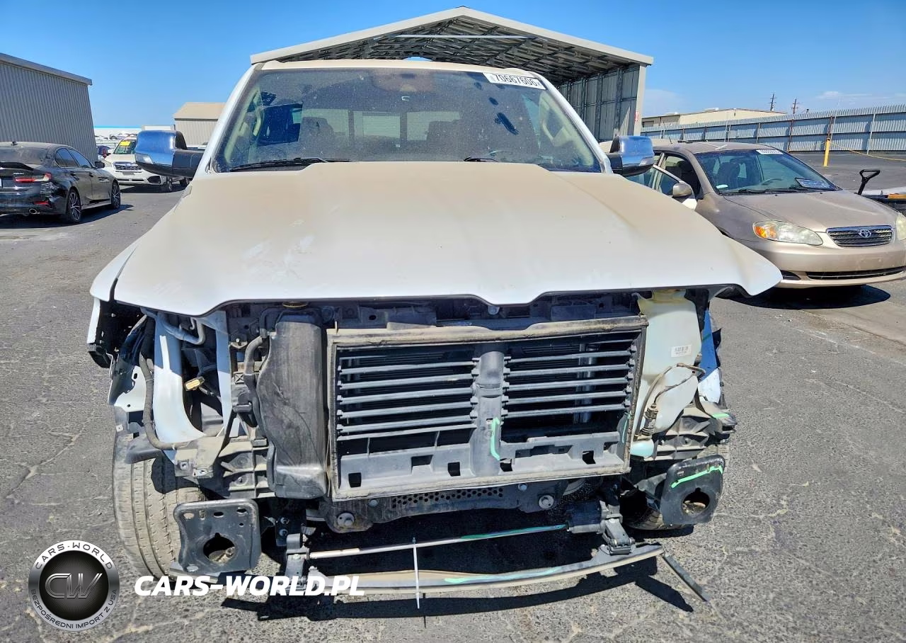 2021 Ram 1500 Laramie VIN:1C6SRFJT9MN792997 - 5