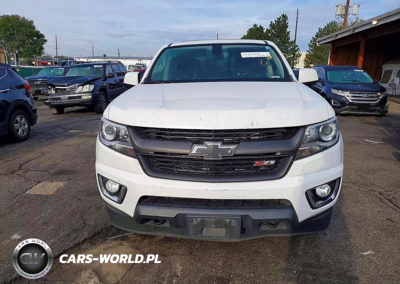 2017 Chevrolet Colorado Z71 VIN:1GCPTDE10H1145916 - 5