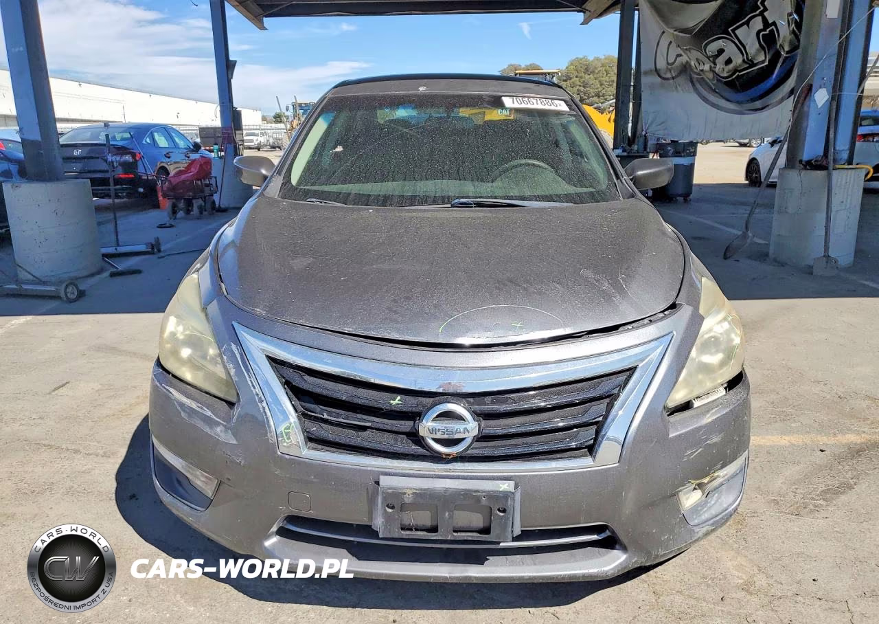 2014 Nissan Altima 2.5 S VIN:1N4AL3AP3EN359464 - 5