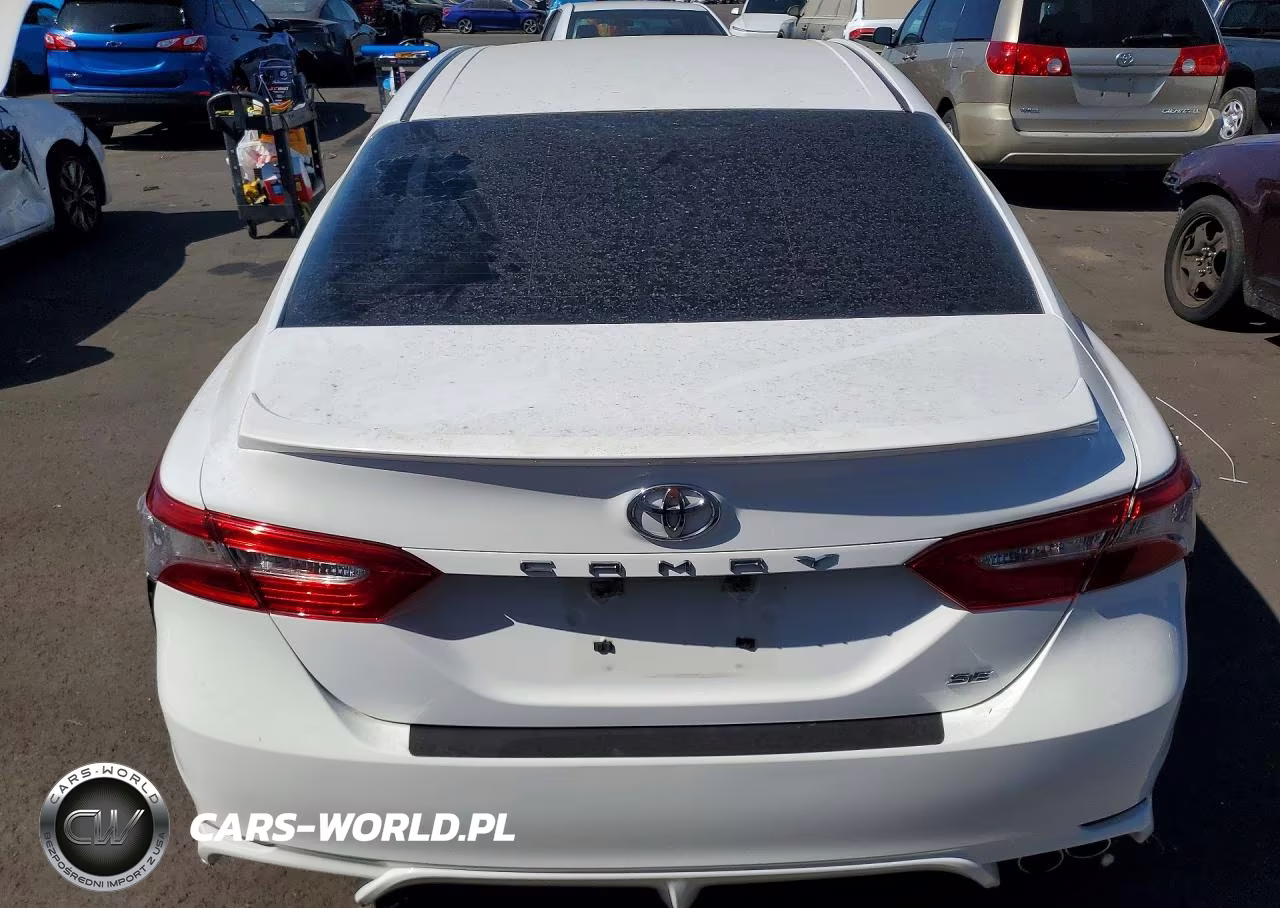 2018 Toyota Camry Se VIN:4T1B11HK3JU636872 - 6
