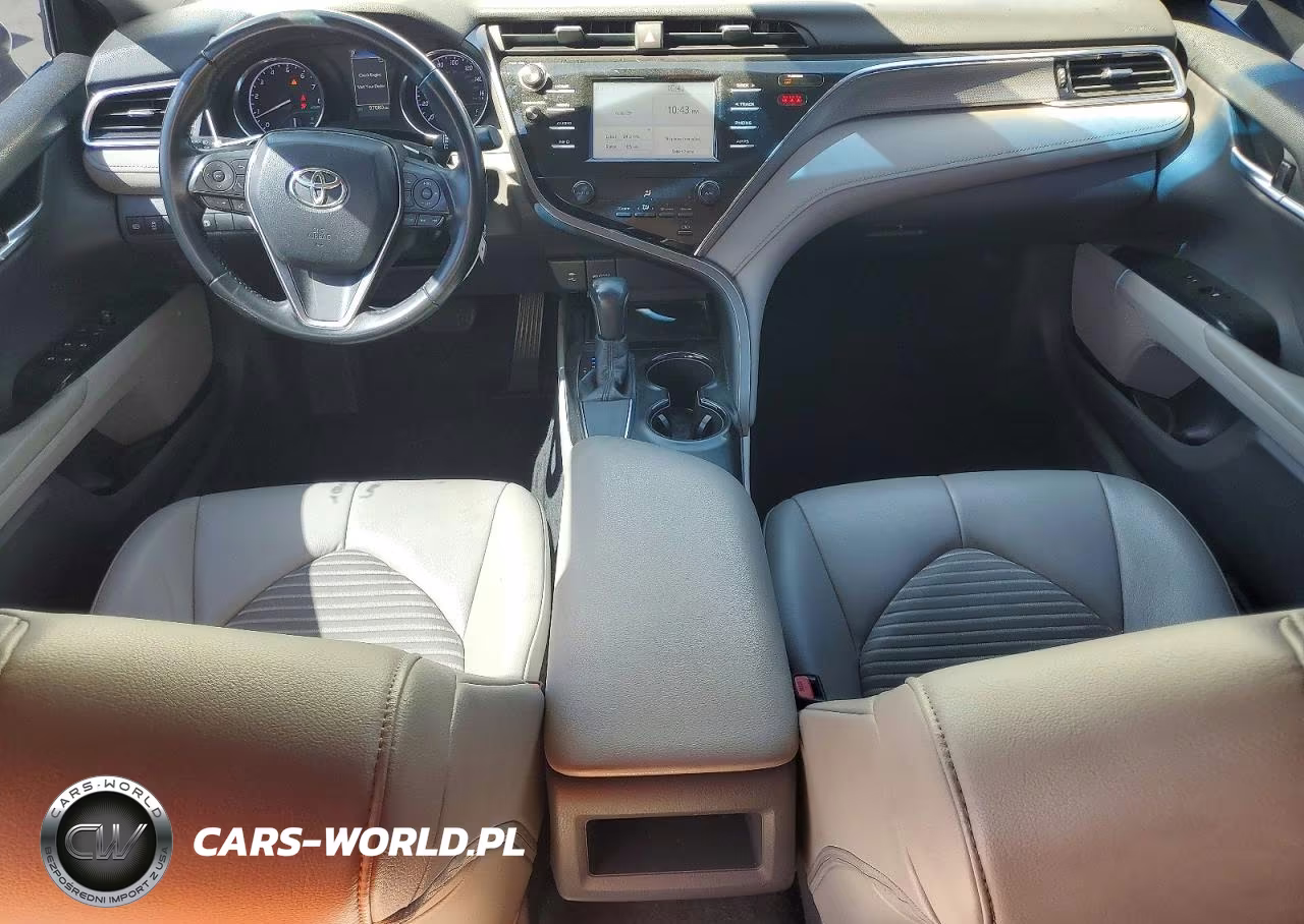 2018 Toyota Camry Se VIN:4T1B11HK3JU636872 - 8