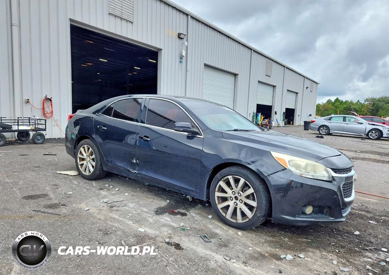 2015 Chevrolet Malibu 2Lt VIN:1G11D5SL5FF206586 - 4