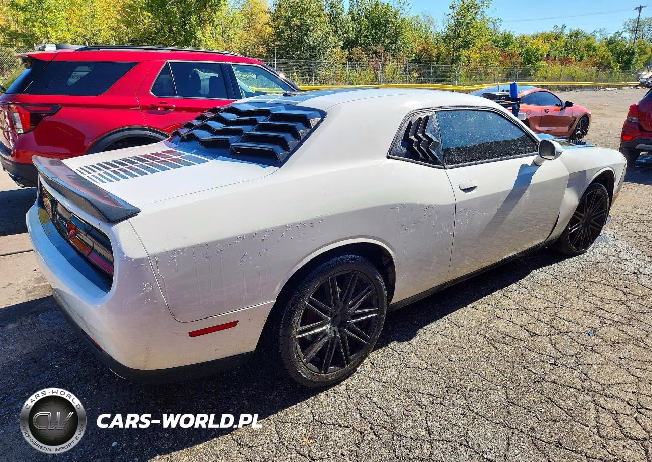 2016 Dodge Challenger Sxt VIN:2C3CDZAG7GH201258 - 3