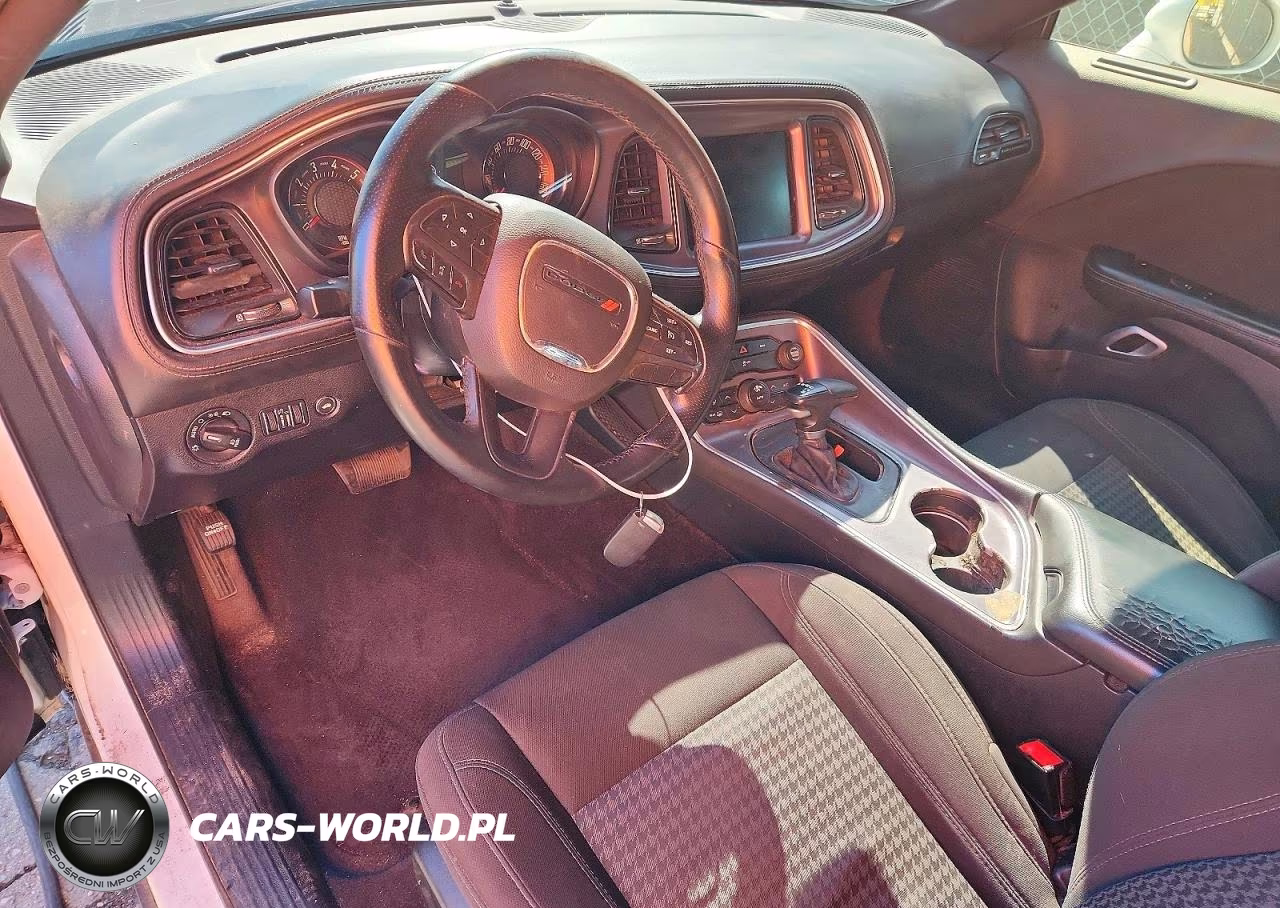 2016 Dodge Challenger Sxt VIN:2C3CDZAG7GH201258 - 8