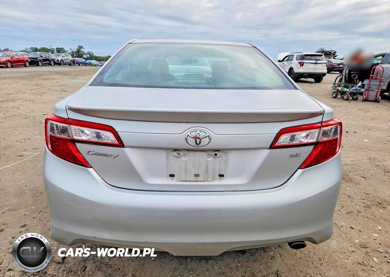 2014 Toyota Camry Se VIN:4T1BF1FK3EU329762 - 6