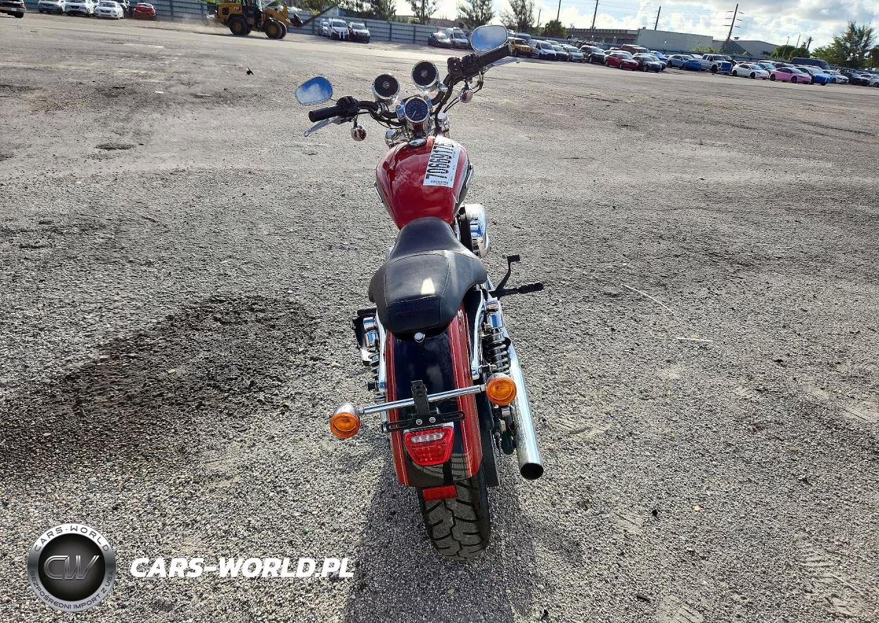 2013 Harley-Davidson Xl1200 C VIN:1HD1CT319DC401356 - 4
