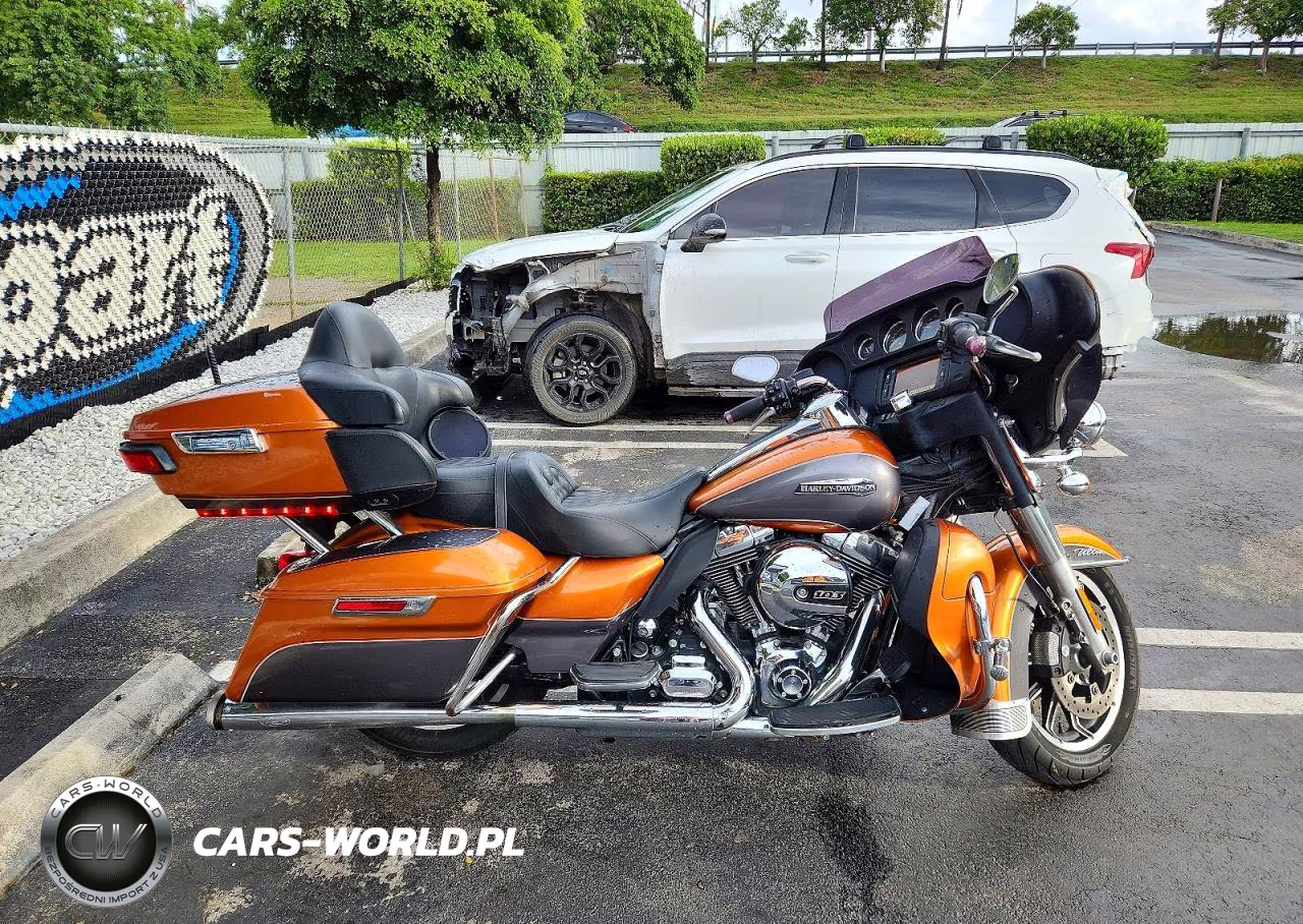 2015 Harley-Davidson Flhtcu Ultra Classic Electra Glide