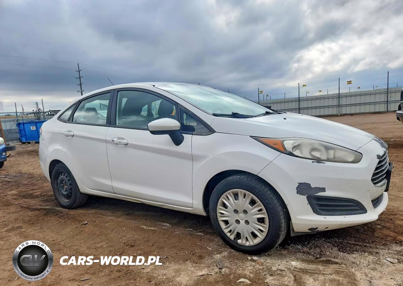 2015 Ford Fiesta S VIN:3FADP4AJ4FM141709 - 4