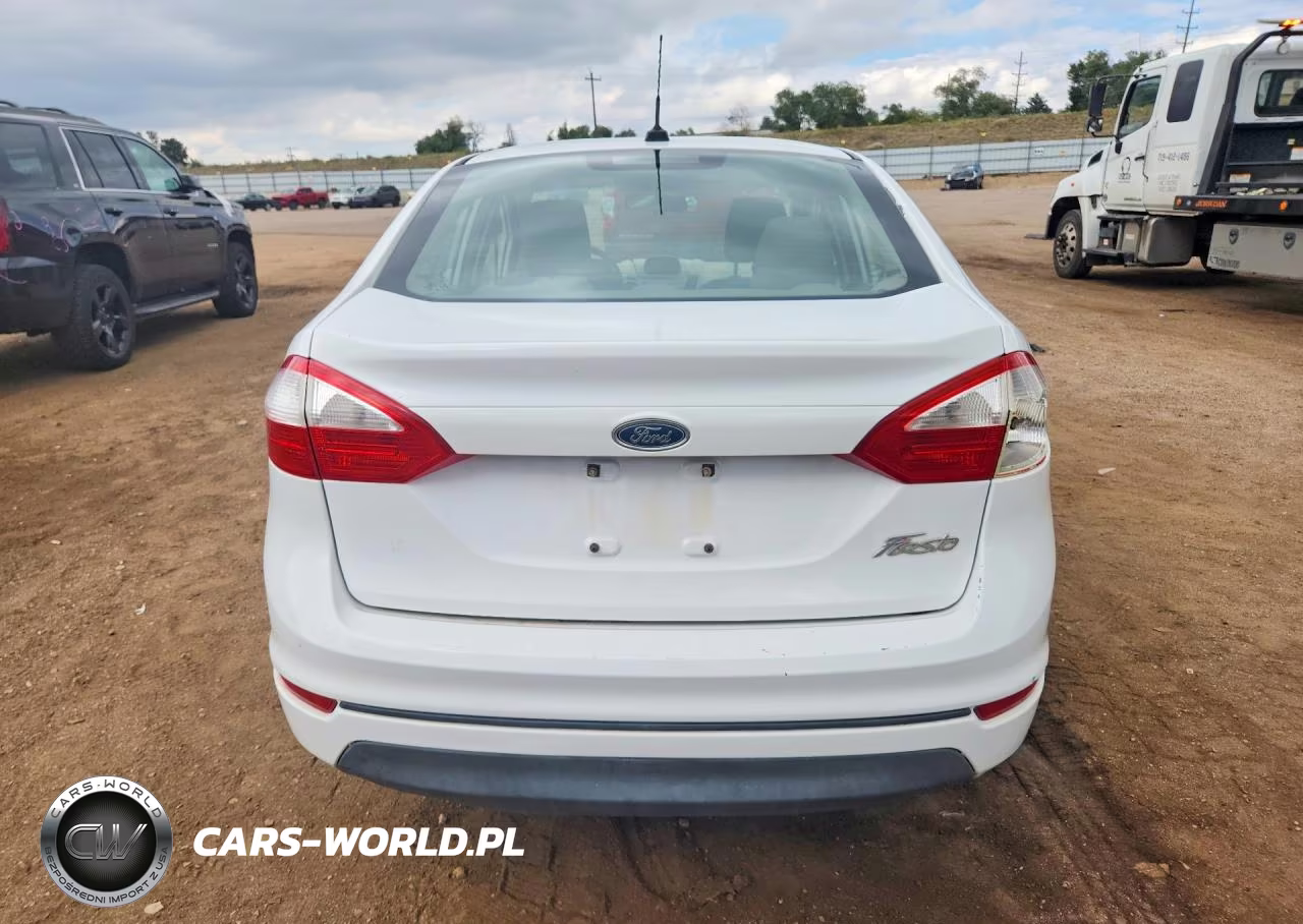 2015 Ford Fiesta S VIN:3FADP4AJ4FM141709 - 6