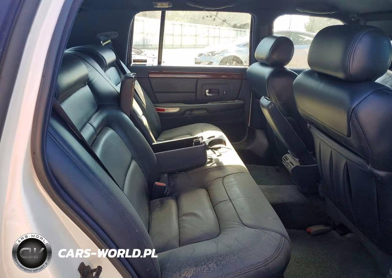 1998 Cadillac Deville VIN:1G6KD54YXWU739133 - 10
