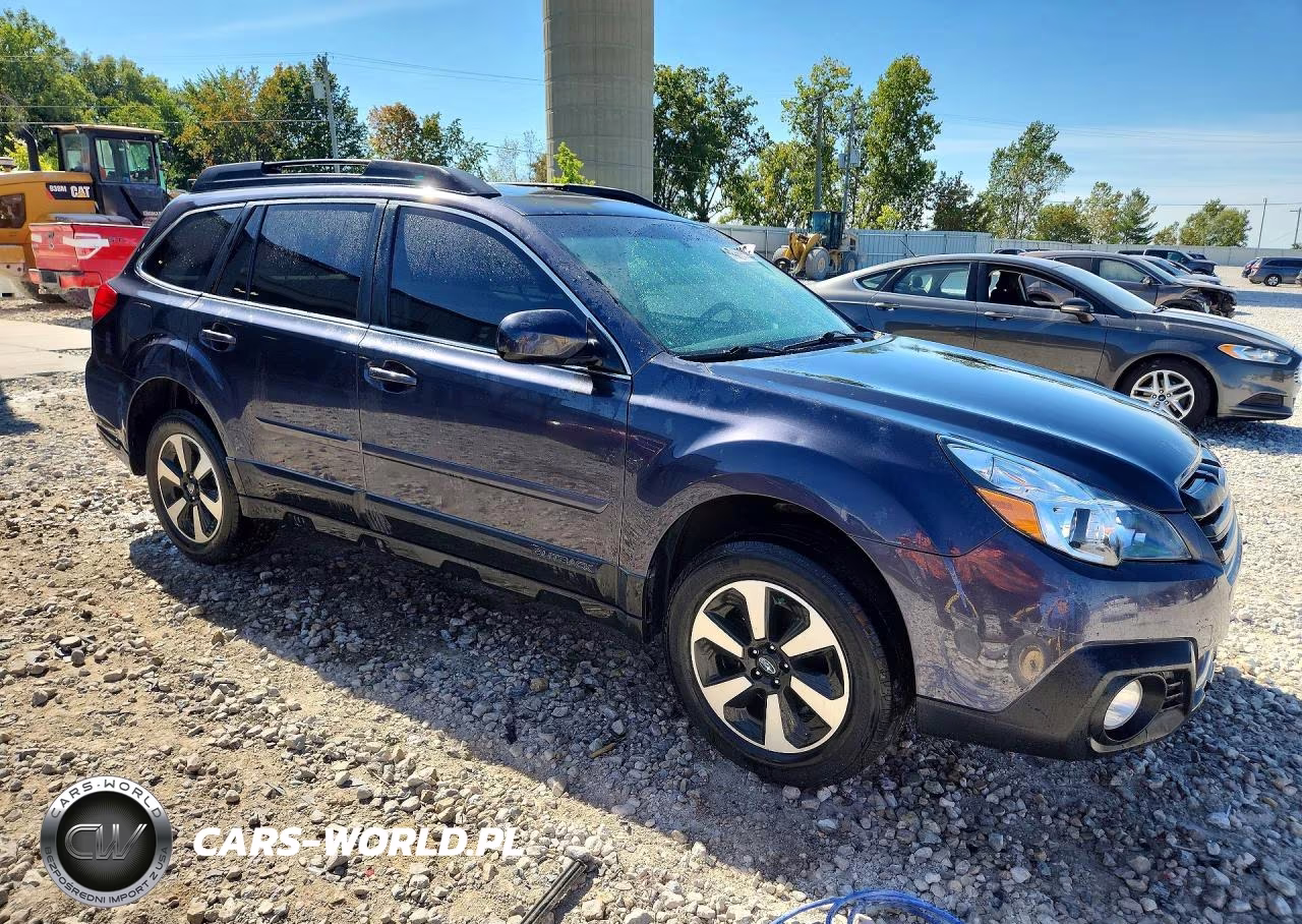 2013 Subaru Outback 2.5I Premium VIN:4S4BRCGC5D3312900 - 4