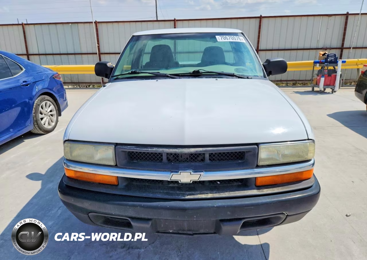 2003 Chevrolet S-10 VIN:1GCCS14H938105090 - 5