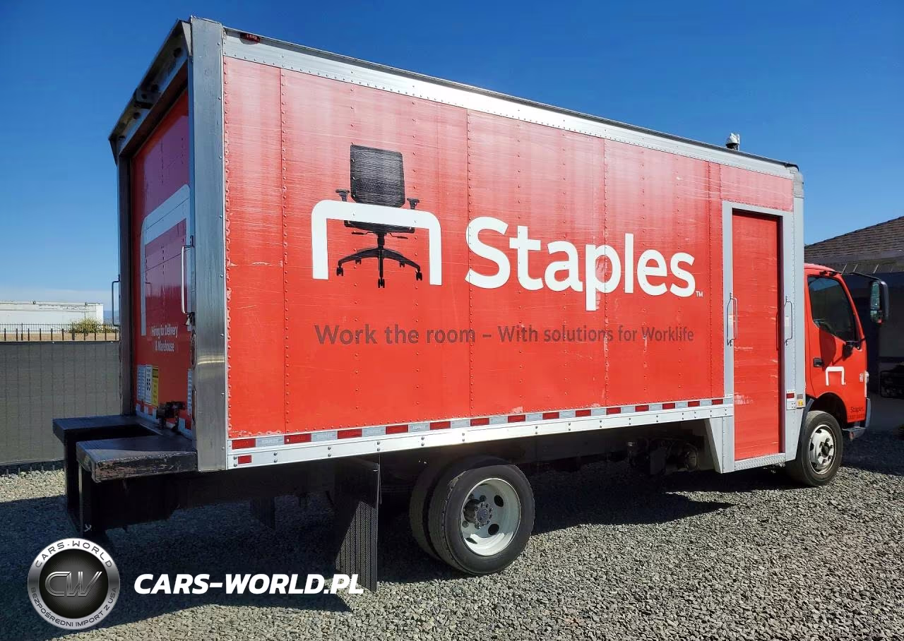 2018 Hino 195 Box Truck VIN:JHHSDM2H4JK006376 - 3