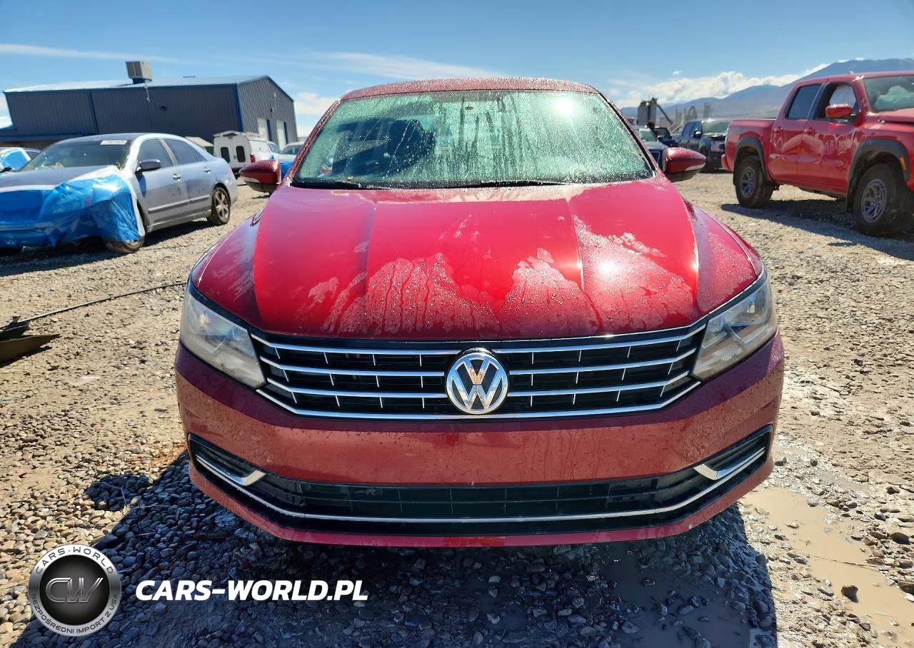 2016 Volkswagen Passat S VIN:1VWAS7A38GC023709 - 5