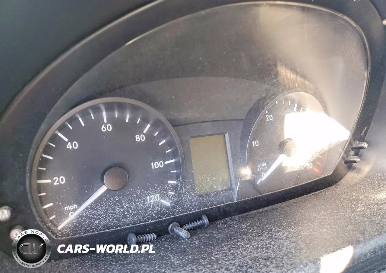 2018 Mercedes Benz Sprinter 2500 Delivery Van VIN:WD3PE7CD6JP637680 - 9