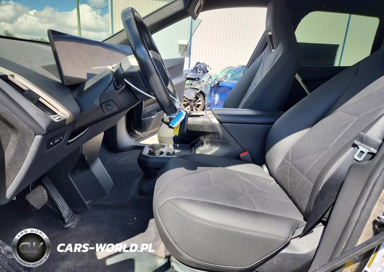 2024 BMW Ix xDrive50 VIN:WB523CF00RCN27424 - 7