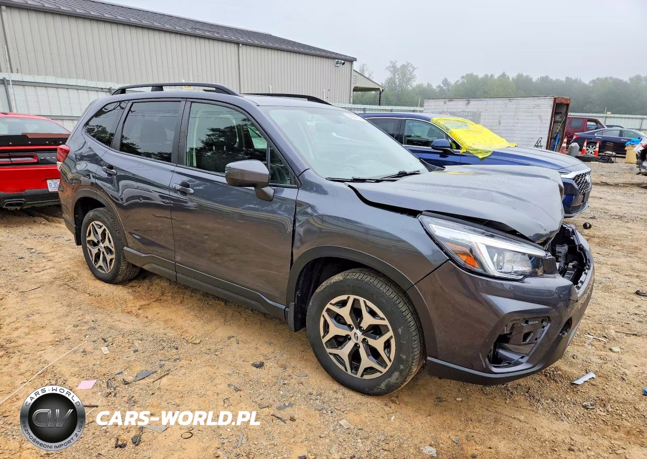 2020 Subaru Forester Premium VIN:JF2SKAJC8LH417388 - 4