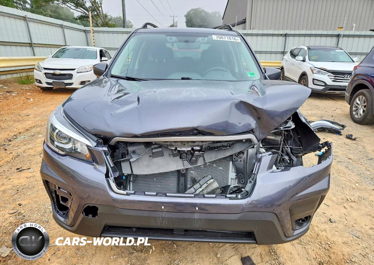 2020 Subaru Forester Premium VIN:JF2SKAJC8LH417388 - 5