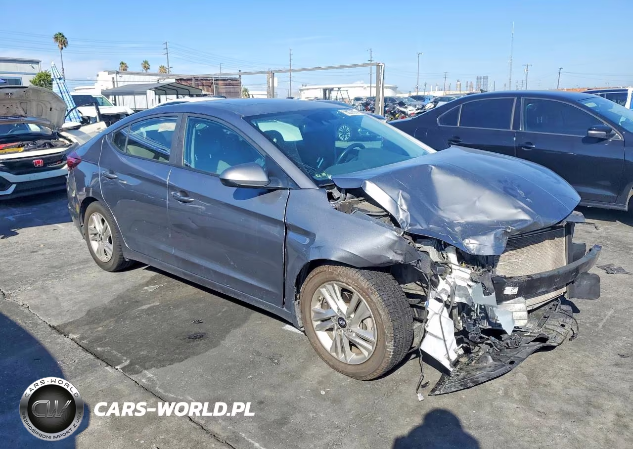 2020 Hyundai Elantra Value Edition VIN:5NPD84LF1LH505411 - 4