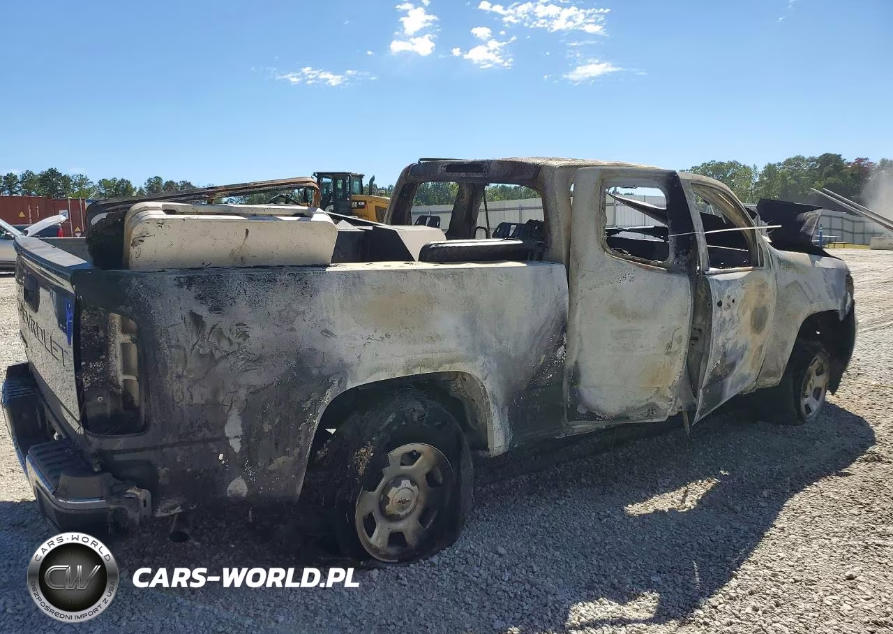 2021 Chevrolet Colorado VIN:1GCHSBEA0M1131472 - 3