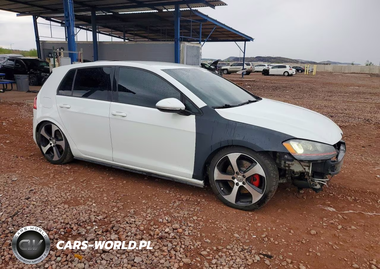 2015 Volkswagen Gti VIN:3VW4T7AU1FM091799 - 4