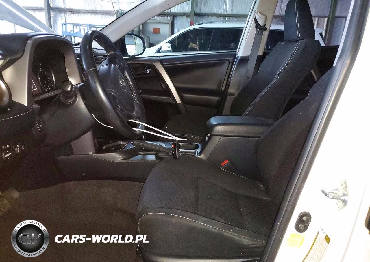 2018 Toyota Rav4 Xle VIN:JTMWFREV6JJ737331 - 7