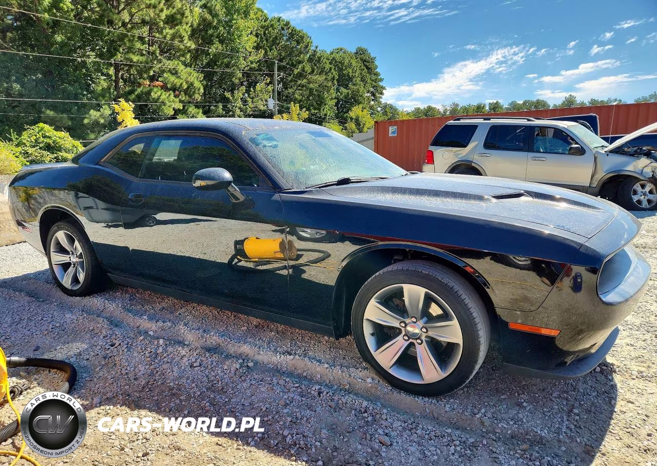 2019 Dodge Challenger Sxt VIN:2C3CDZAG8KH687734 - 4