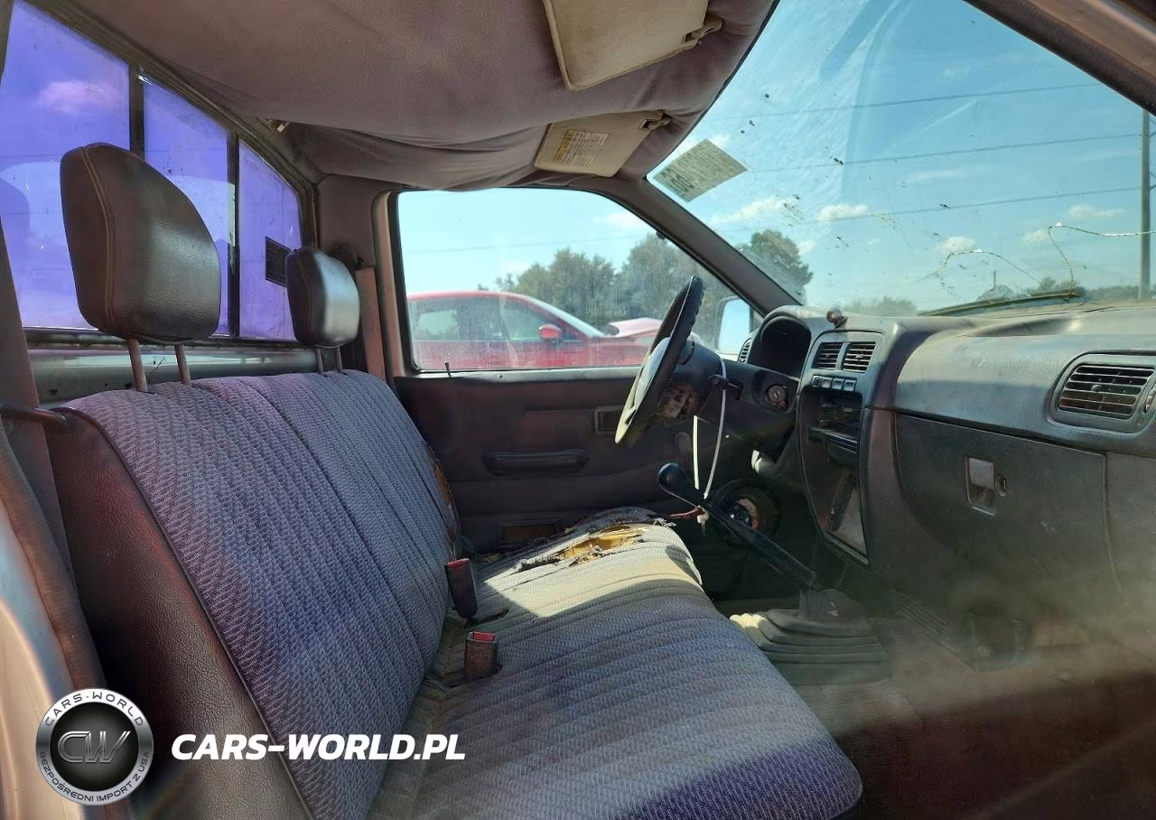 1997 Nissan Truck Base VIN:1N6SD11S1VC416631 - 10