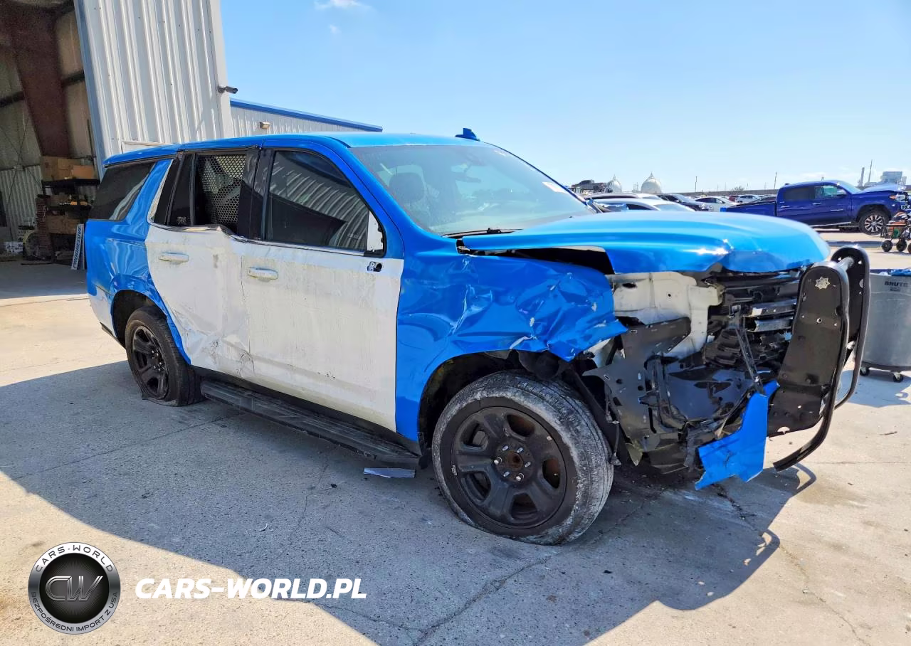 2022 Chevrolet Tahoe C1500 VIN:1GNSCLED1NR261824 - 4