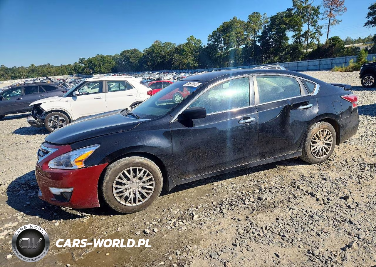 2015 Nissan Altima 2.5 S – zdjęcie 1 z 12