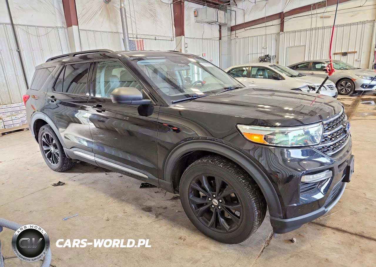 2020 Ford Explorer Xlt VIN:1FMSK8DH3LGC76696 - 4