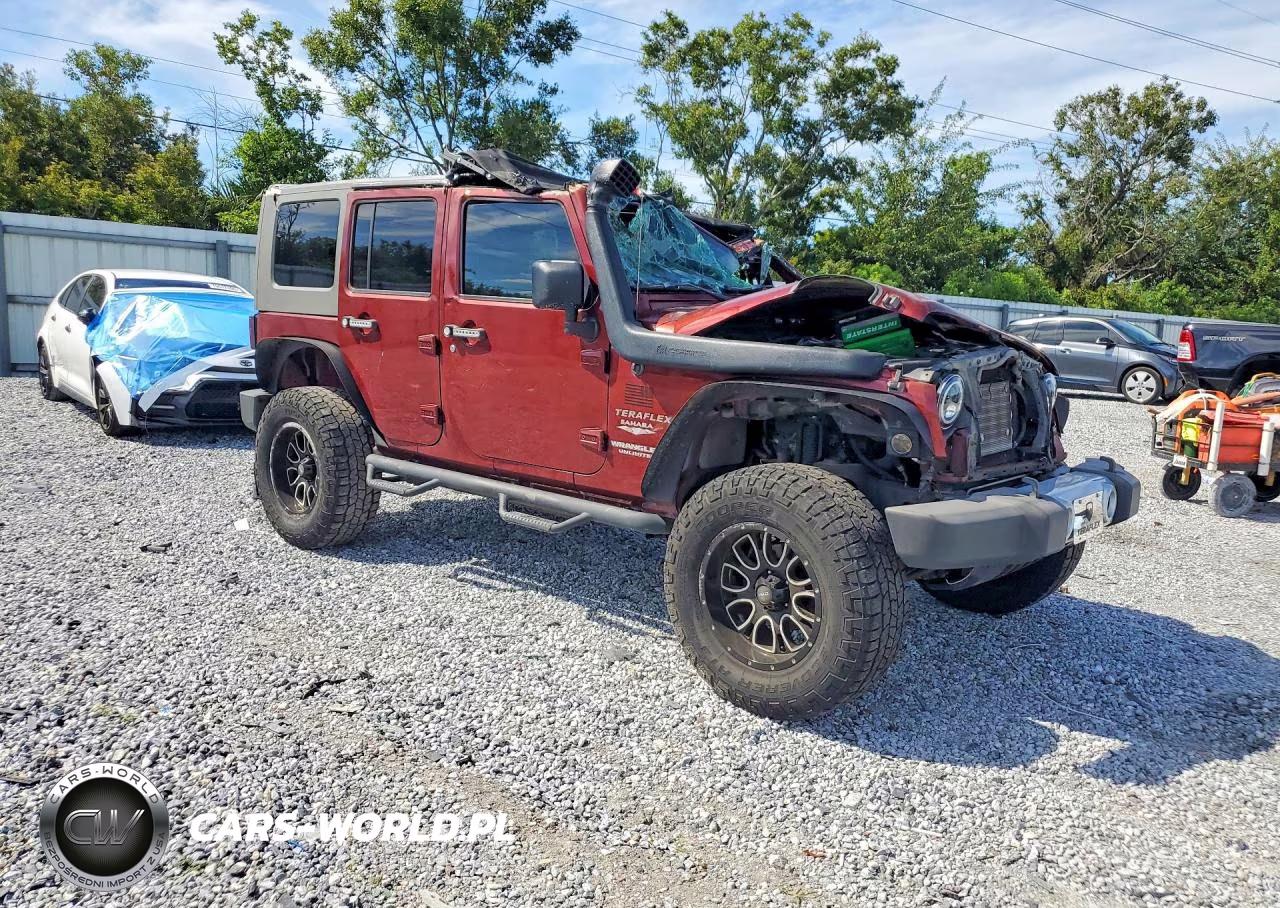 2010 Jeep Wrangler Unlimited Sahara VIN:1J4BA5H18AL230959 - 4