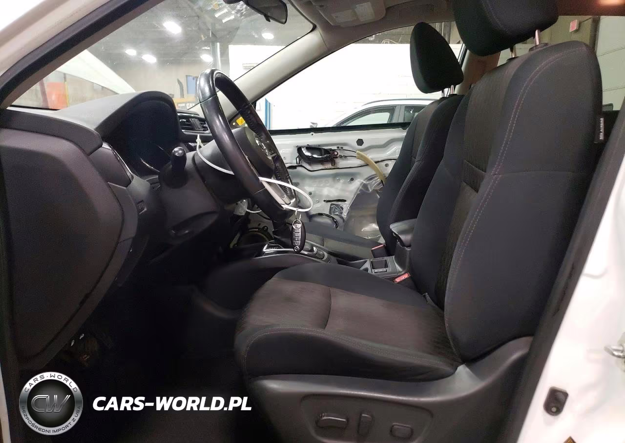 2017 Nissan Rogue Sv VIN:5N1AT2MV7HC896512 - 7