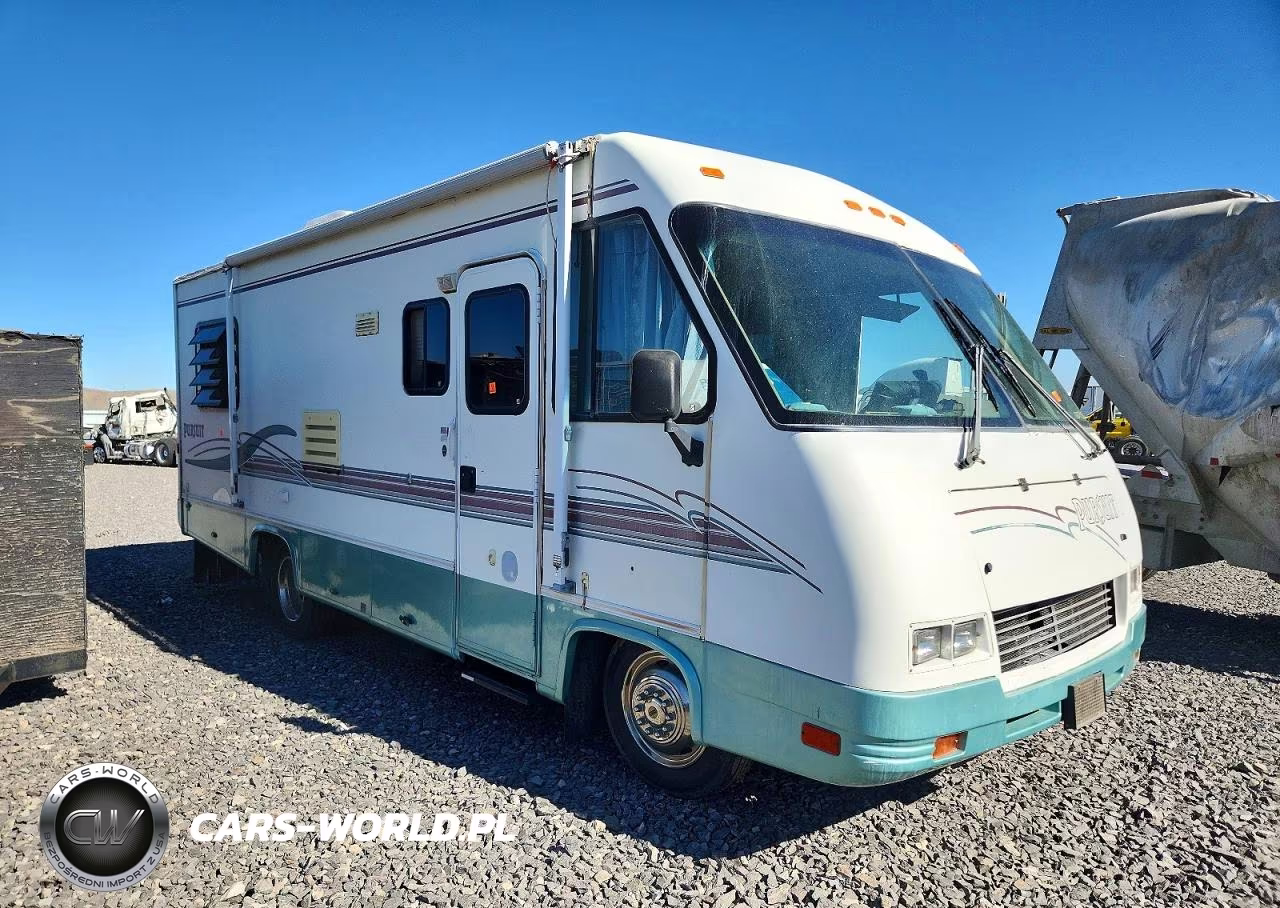 1997 Chevrolet P30 - Rv