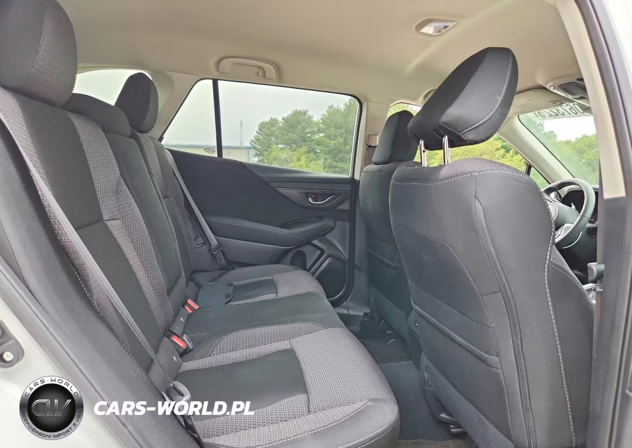 2025 Subaru Outback Premium VIN:4S4BTADC2S3313851 - 10
