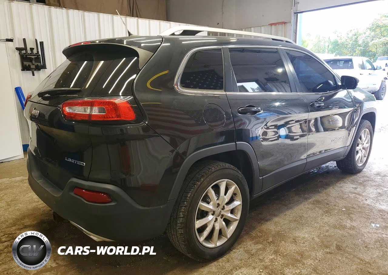 2015 Jeep Cherokee Limited VIN:1C4PJMDS2FW764548 - 3