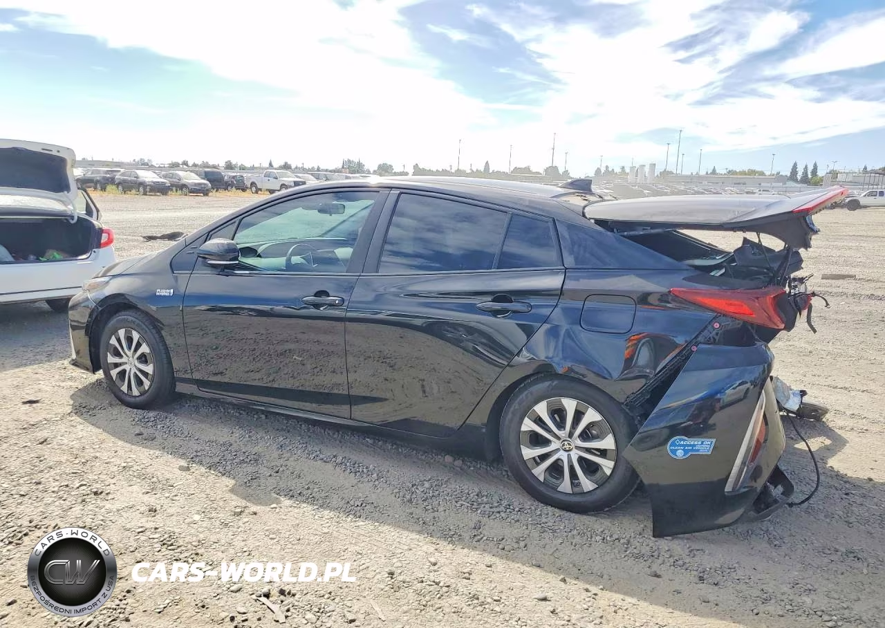 2021 Toyota Prius Prime Le VIN:JTDKAMFP3M3179057 - 2