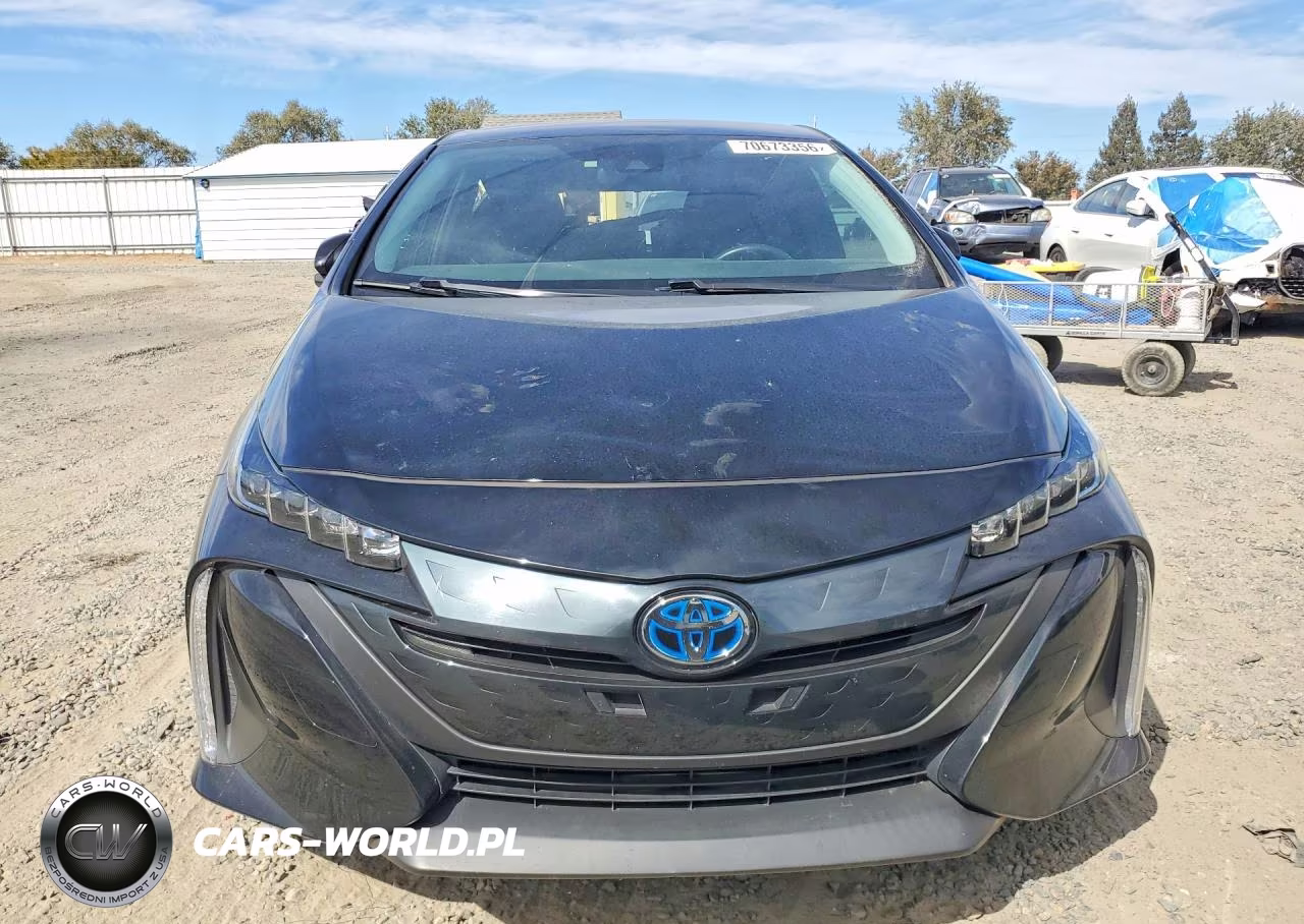 2021 Toyota Prius Prime Le VIN:JTDKAMFP3M3179057 - 5